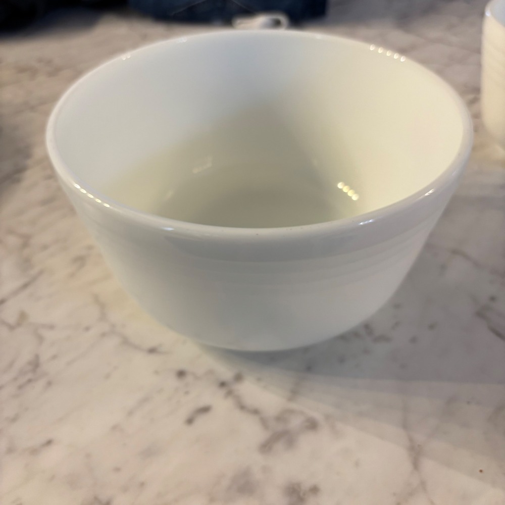 Vintage Pyrex White Milk Glass Ribbed Banded Mixing Bowl 32 Made in USA